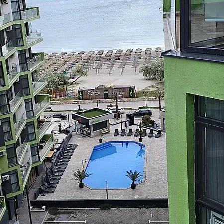 Alezzi Summer Premium - Pool & Alezzi Apartment Năvodari