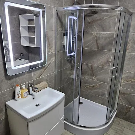 Alezzi Summer Premium - Pool & Alezzi Apartment Năvodari